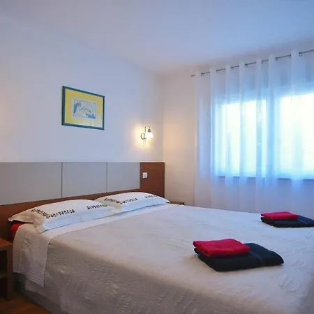 Guest house Krnica 3*